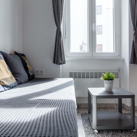 Flexible Selfcheckins 13 & 14 - Le Petit & Le Grand Zagreb - Centre - New - Apartments Repinc Kültér fotó