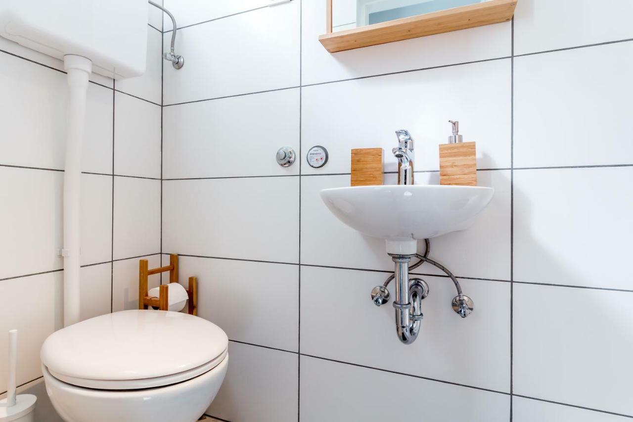 Flexible Selfcheckins 13 & 14 - Le Petit & Le Grand Zagreb - Centre - New - Apartments Repinc Kültér fotó